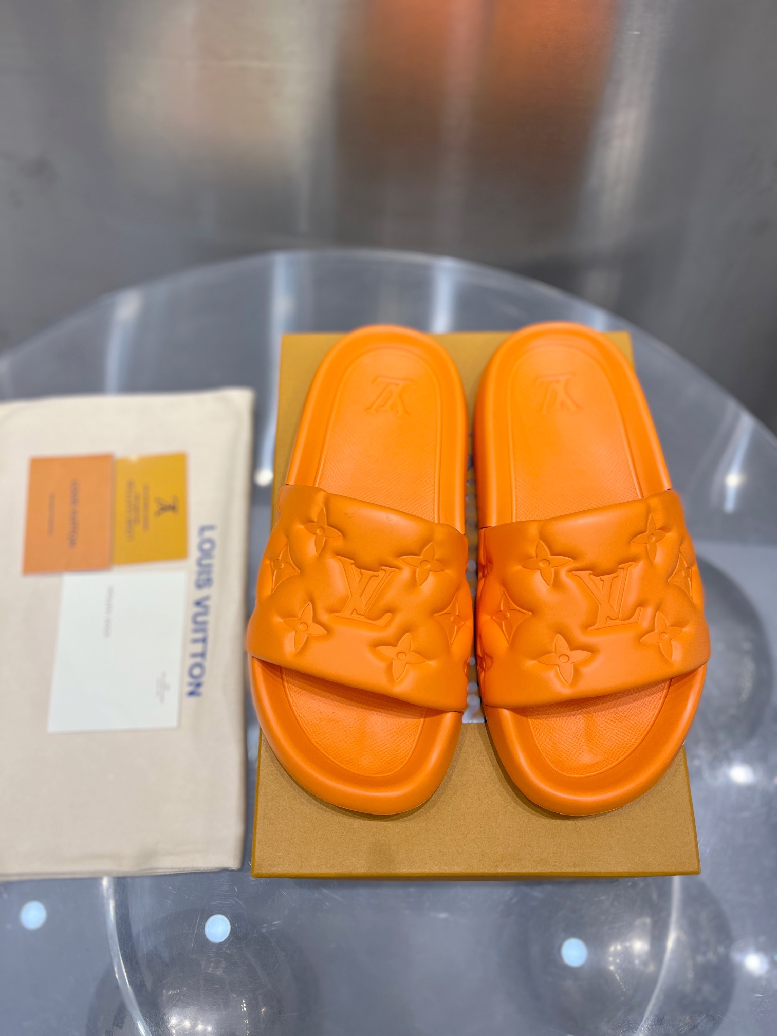 LV Waterfront Mule 1A9FKO